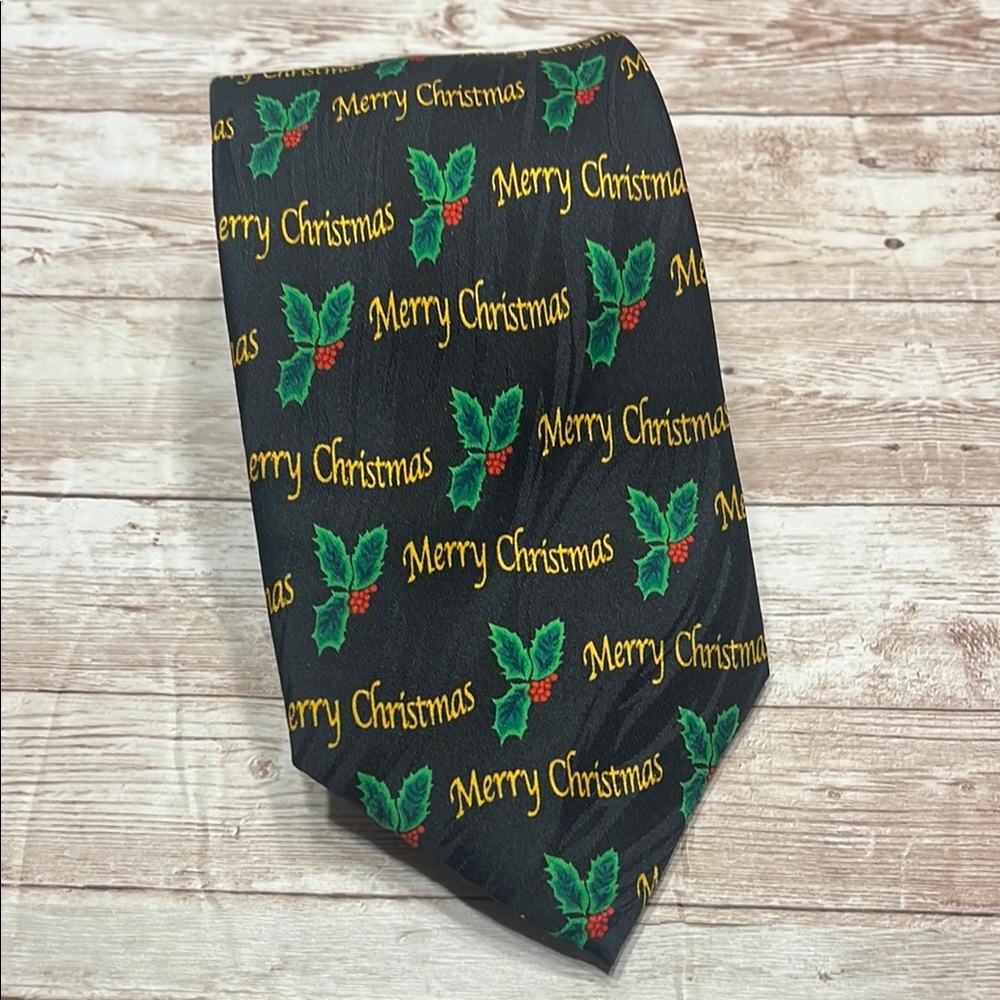 Christmas Merry Christmas Themed Tie with Holly Design